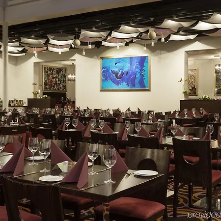 Scandic Hotell 4*